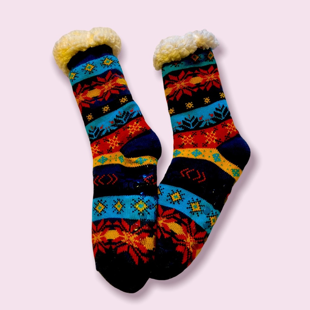 Aztec Pattern Fleece Lined Bootie Socks